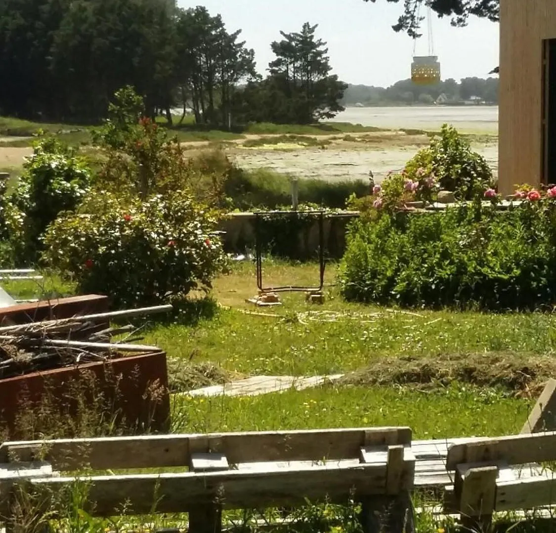 Holiday home Au Bord De La Ria Villa Locoal-Mendon